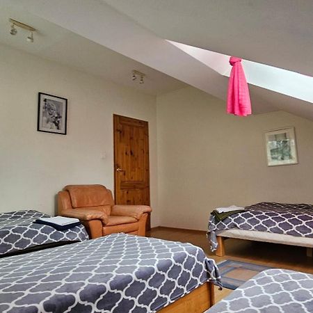 Апартаменты Apartament W Komornikach Коморники Экстерьер фото