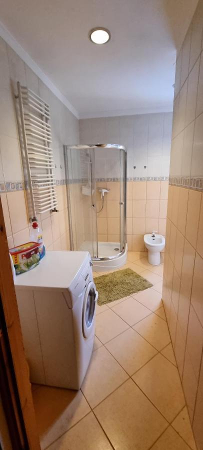 Апартаменты Apartament W Komornikach Коморники Экстерьер фото